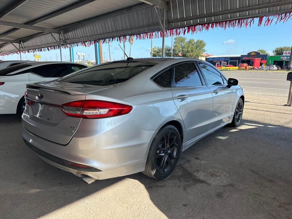 2017 Ford Fusion Image 3