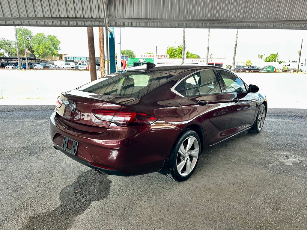 2018 Buick Regal Image 3