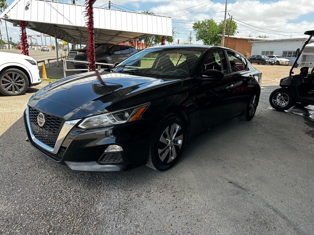 2019 Nissan Altima Image 1