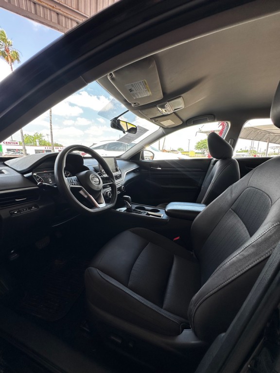2019 Nissan Altima Image 4