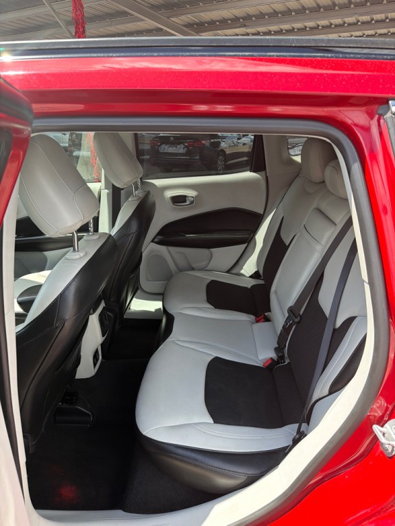 2018 Jeep Compass Image 4