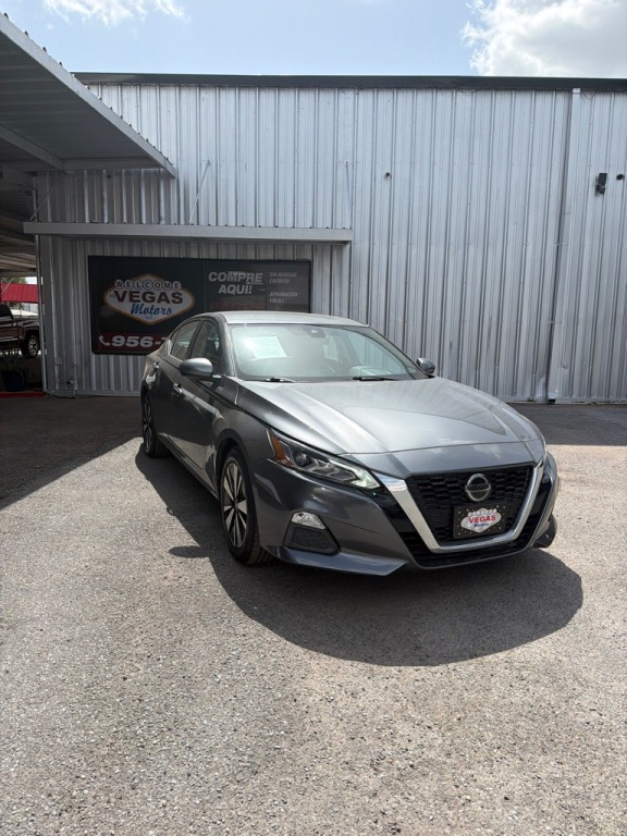 2021 Nissan Altima Image 1