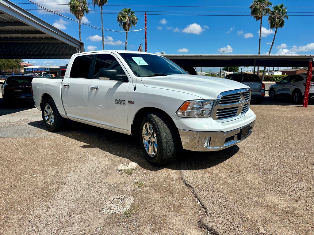 2018 RAM 1500 Image 2