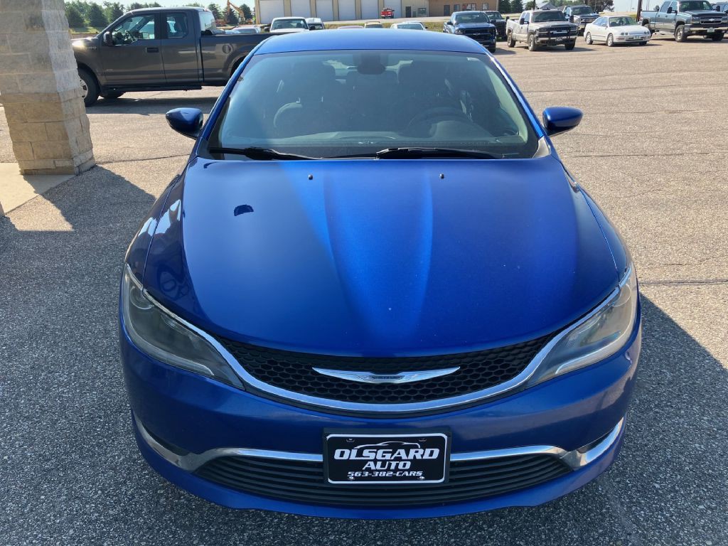 2015 Chrysler 200 Image 5