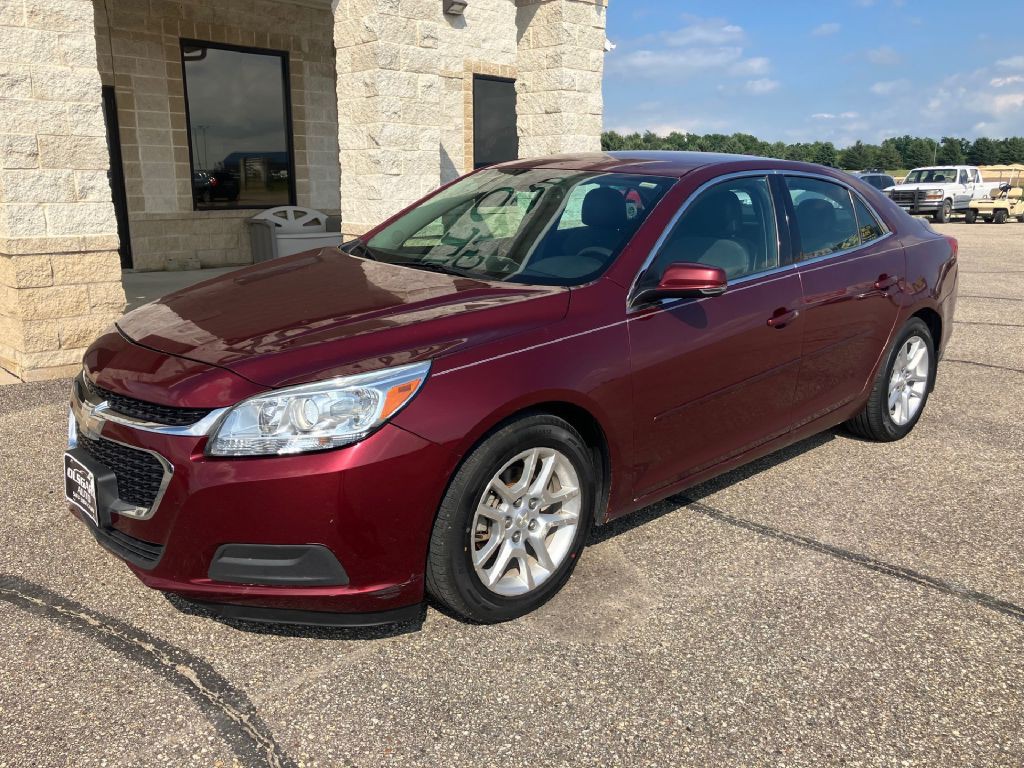 2016 Chevrolet Malibu Image 3