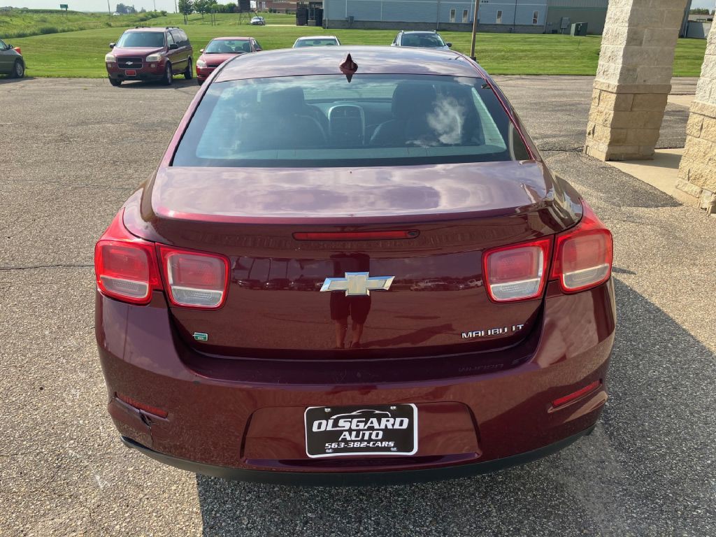 2016 Chevrolet Malibu Image 6