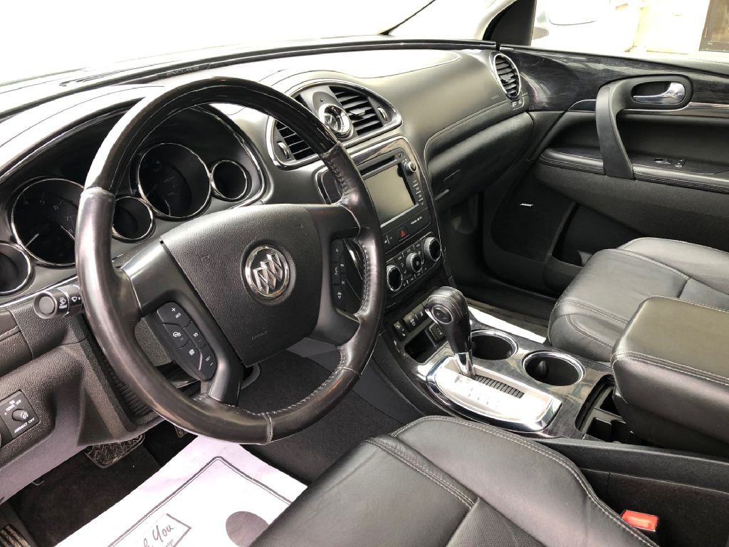 2017 Buick Enclave Image 7