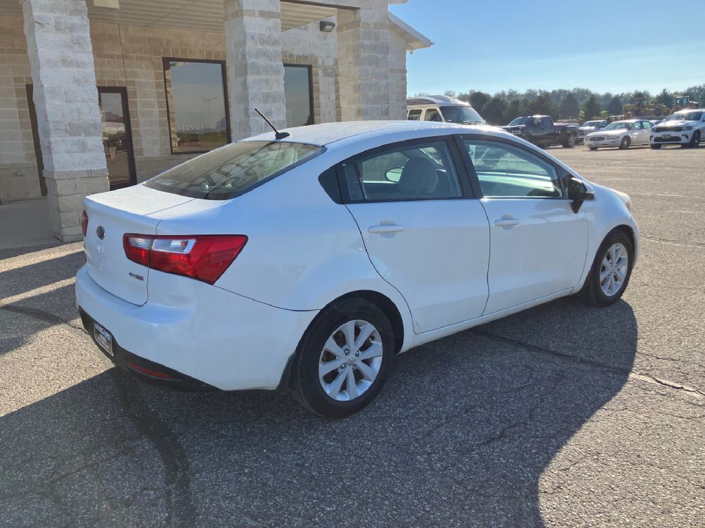 2012 Kia Rio Image 2