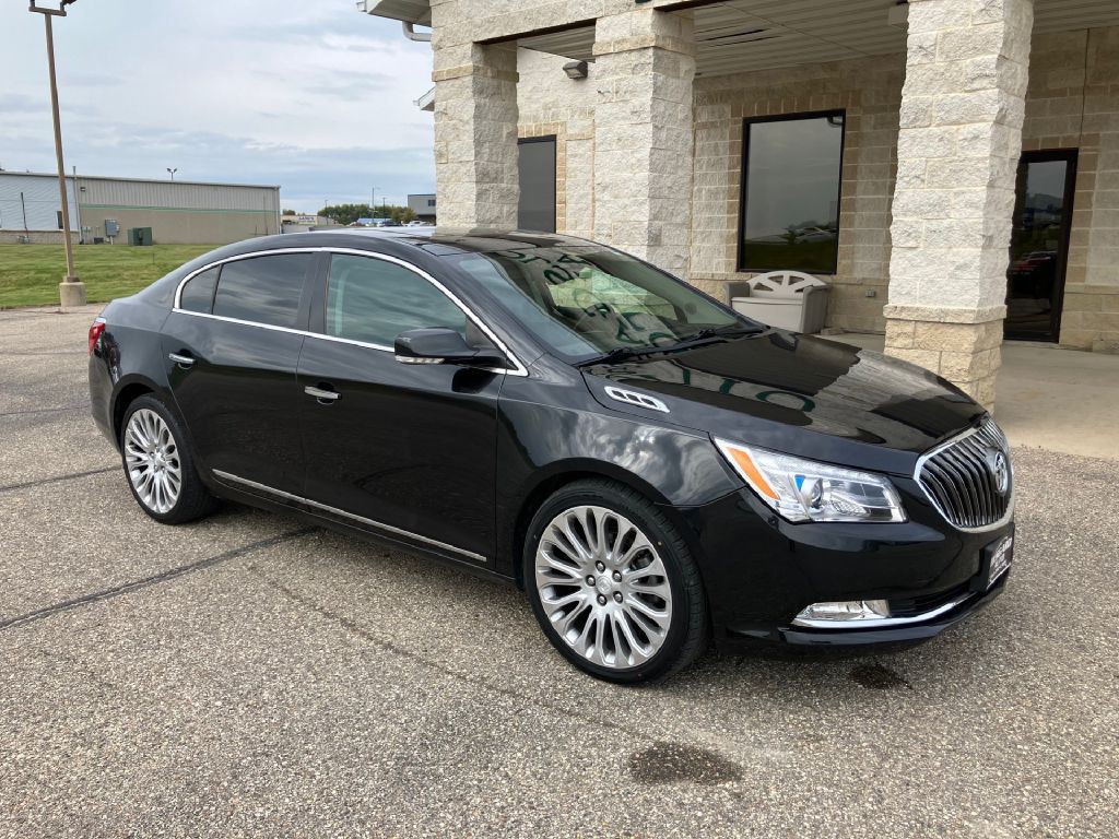 2014 Buick Lacrosse Image 1