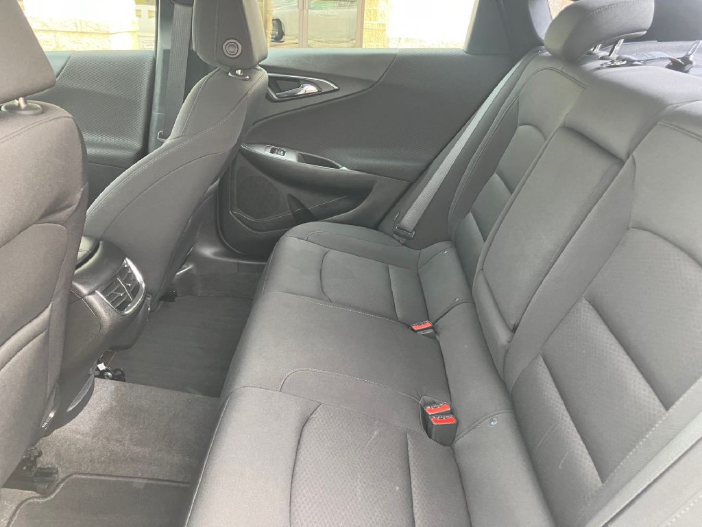 2020 Chevrolet Malibu Image 8
