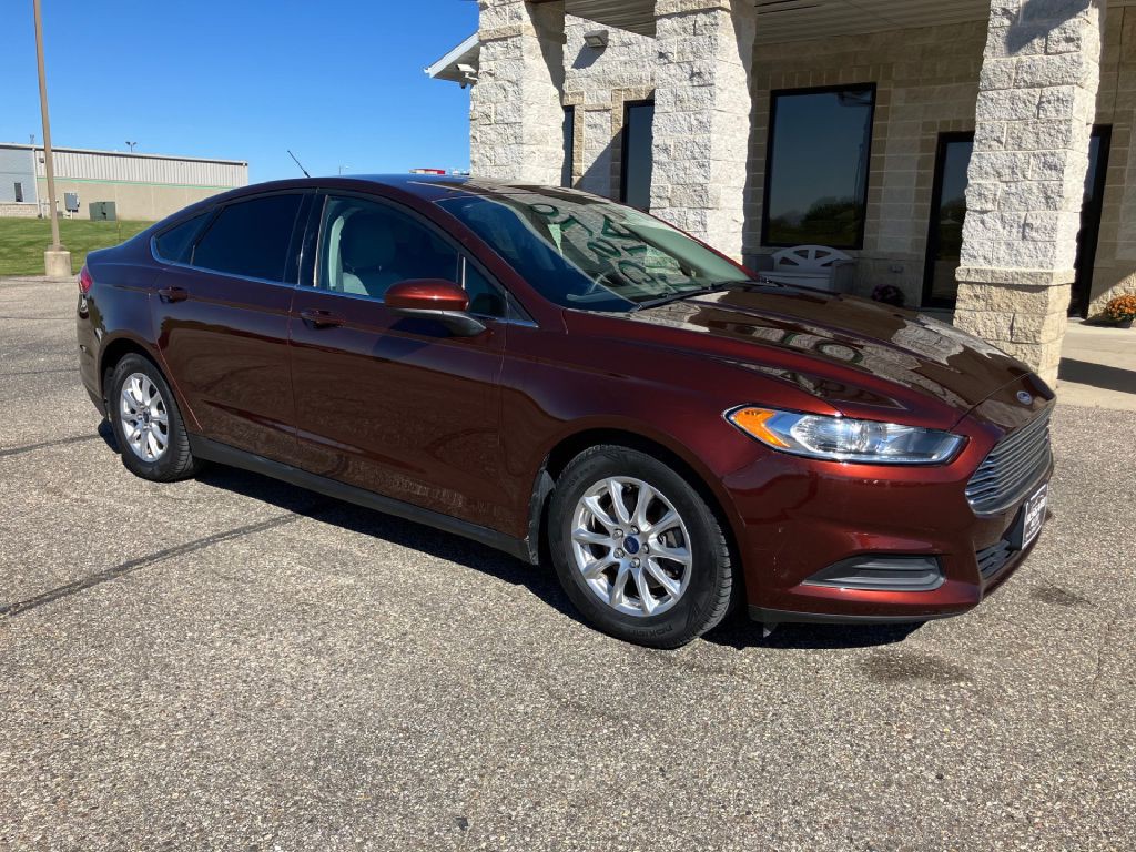 2015 Ford Fusion Image 1
