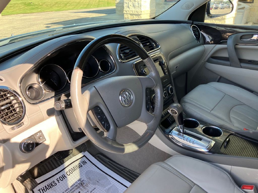2017 Buick Enclave Image 7