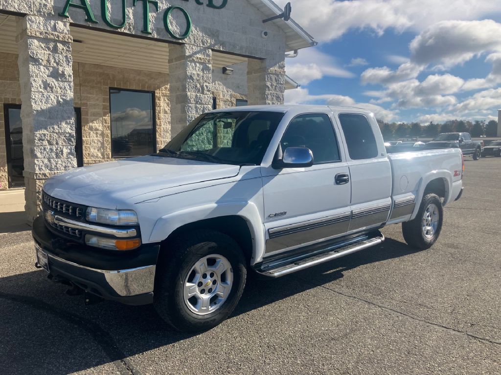 2000 Chevrolet Silverado 1500 Image 3