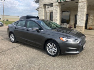 Image for 2015 Ford Fusion SE ID: 6960255