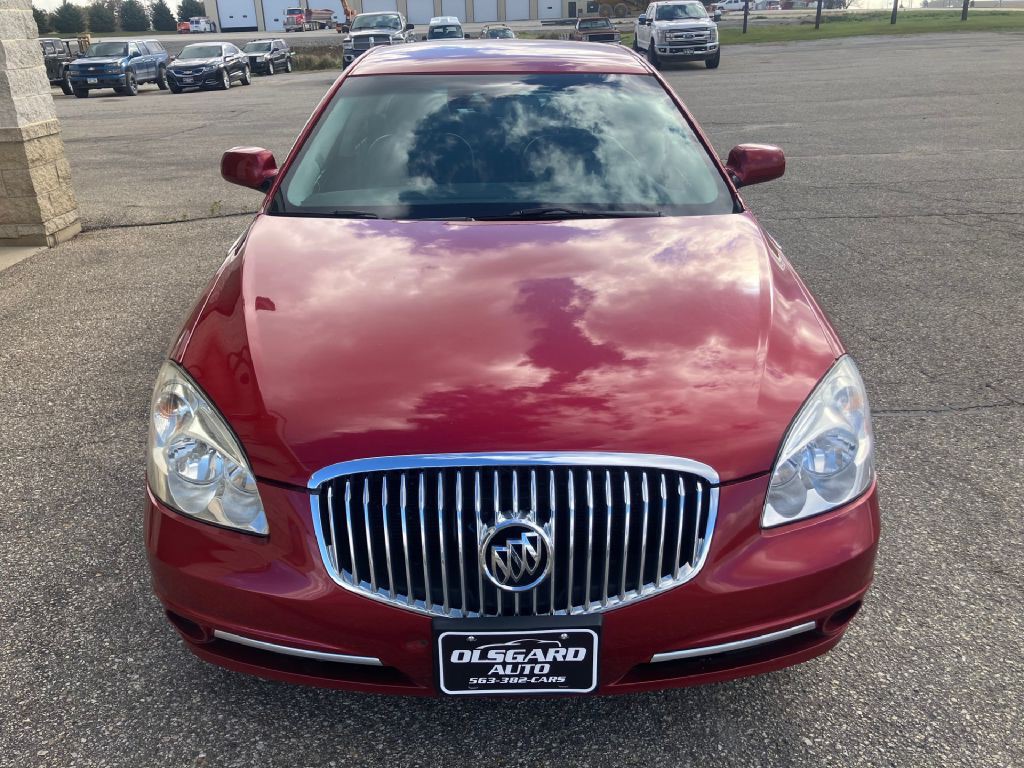 2010 Buick Lucerne Image 5