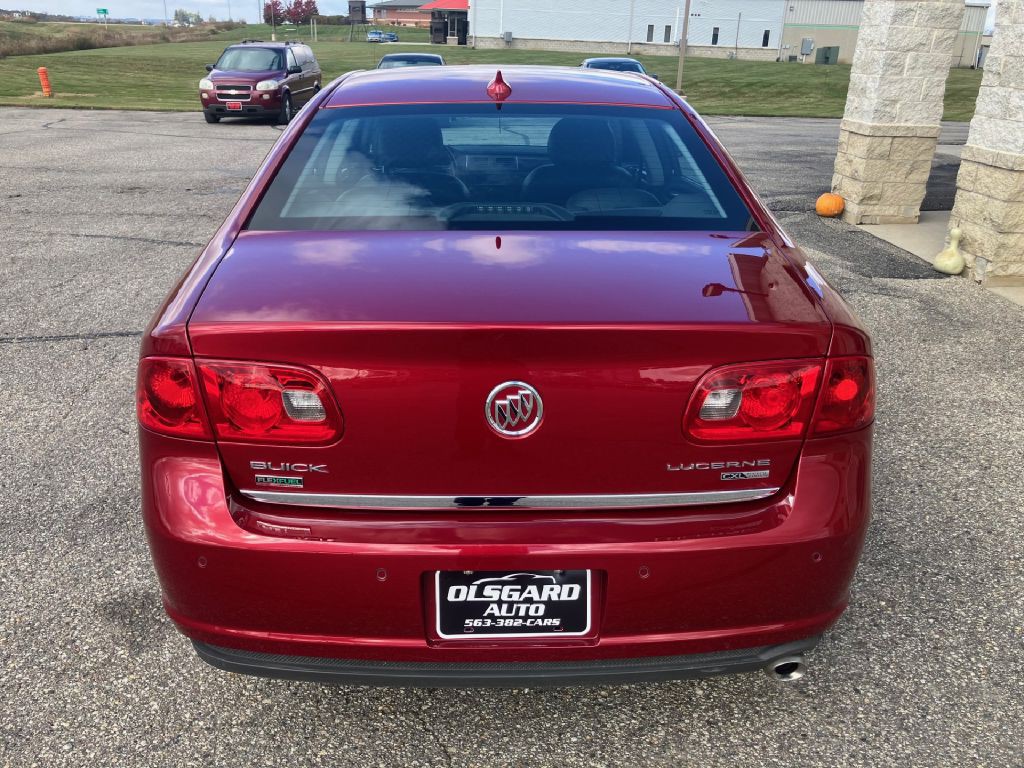 2010 Buick Lucerne Image 6