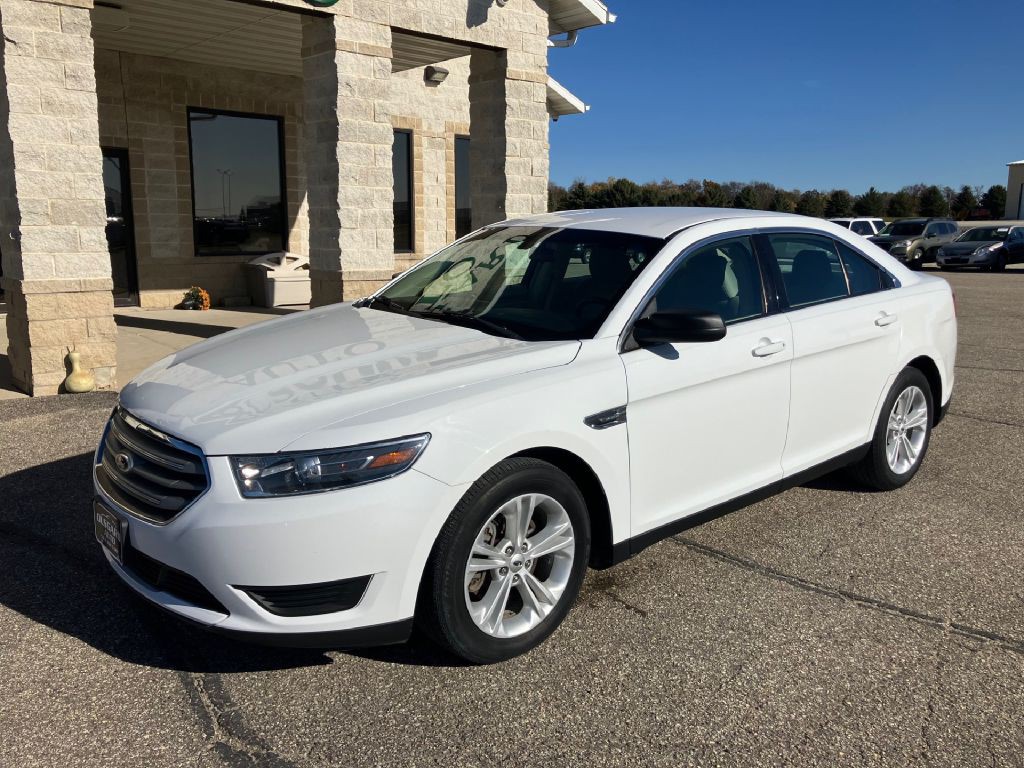 2015 Ford Taurus Image 3
