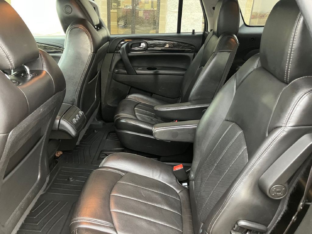 2013 Buick Enclave Image 8