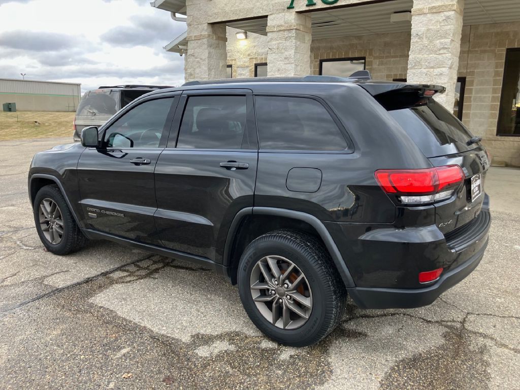 2016 Jeep Grand Cherokee Image 4