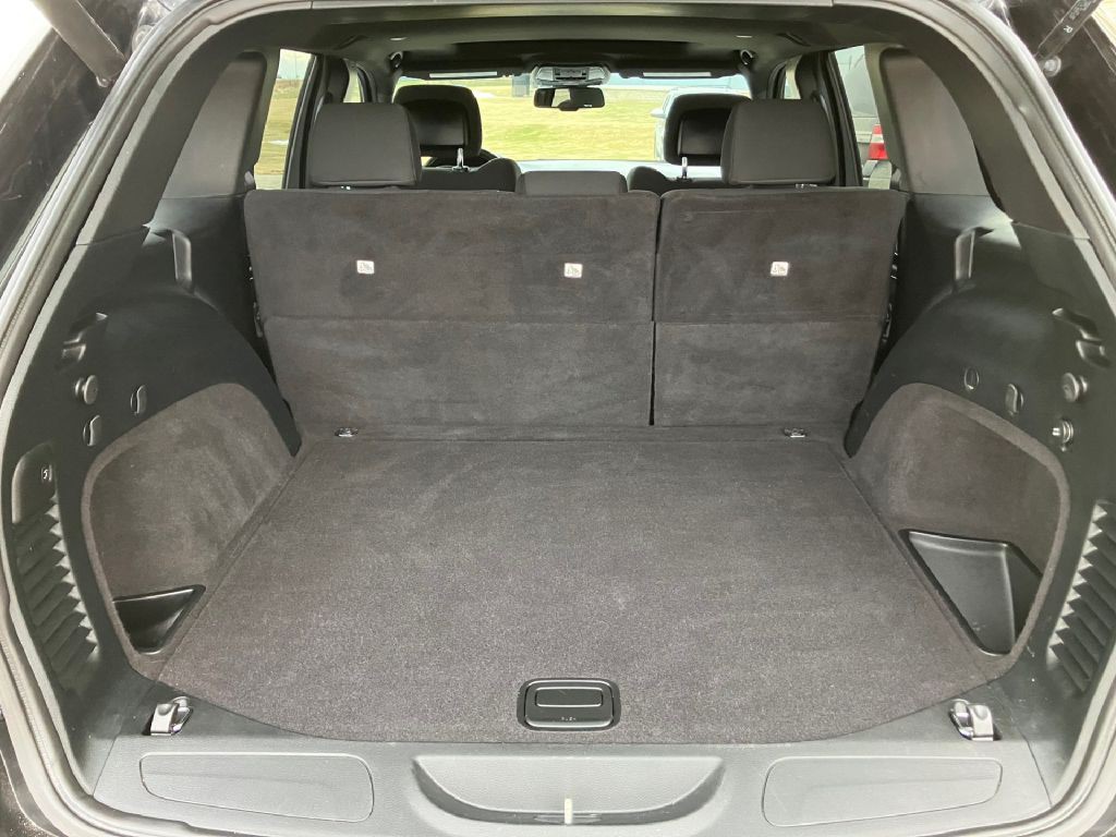 2016 Jeep Grand Cherokee Image 9