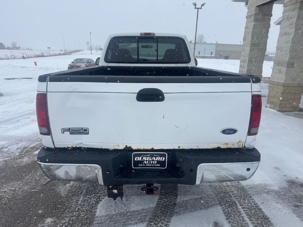 2004 Ford F-250 Image 7