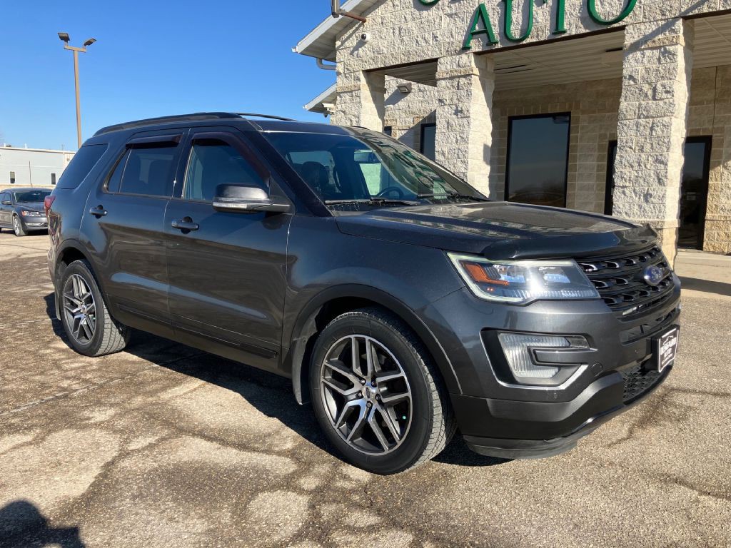2017 Ford Explorer Image 1