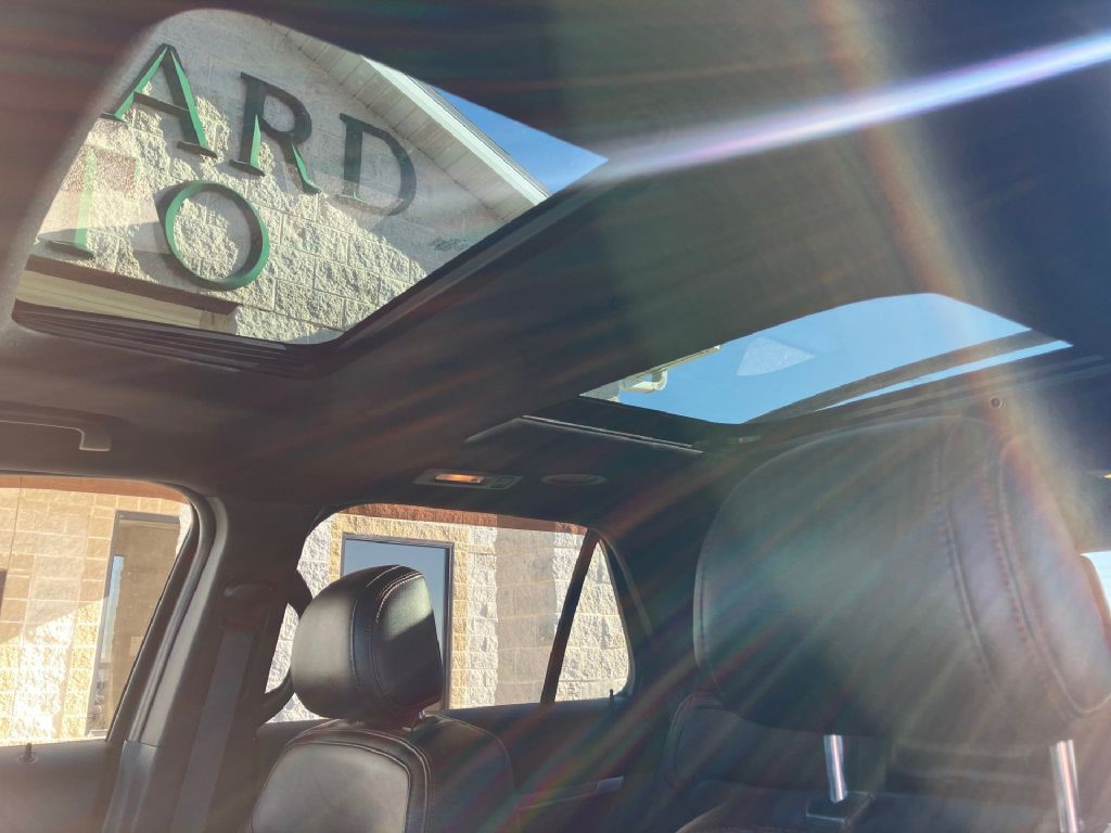 2017 Ford Explorer Image 11