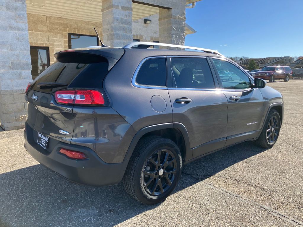 2015 Jeep Cherokee Image 2