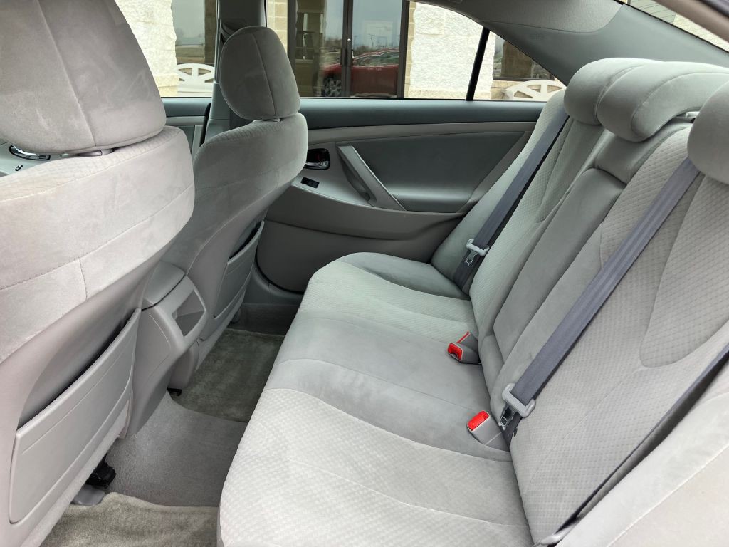 2009 Toyota Camry Image 8