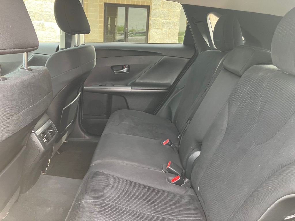 2013 Toyota Venza Image 8