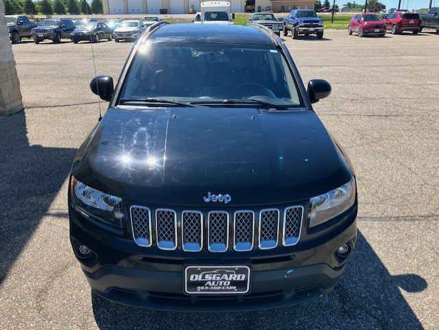 2017 Jeep Compass Image 5