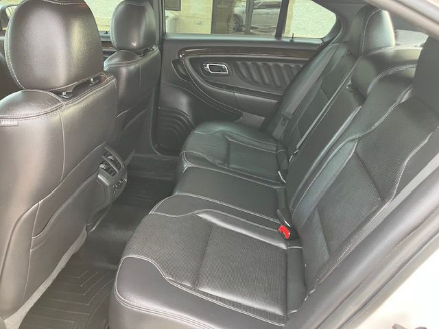 2018 Ford Taurus Image 10