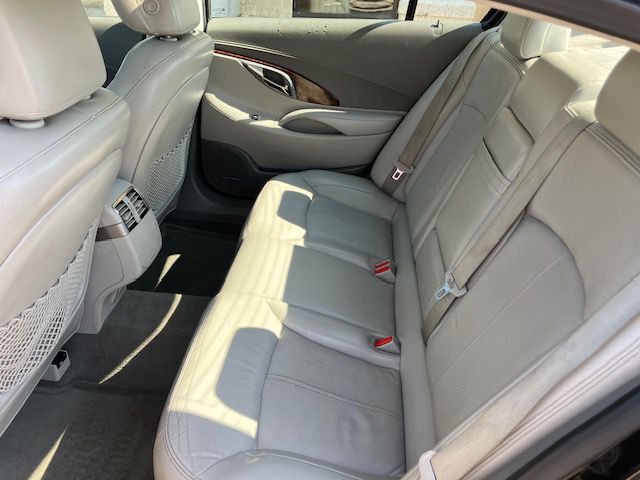 2010 Buick Lacrosse Image 10