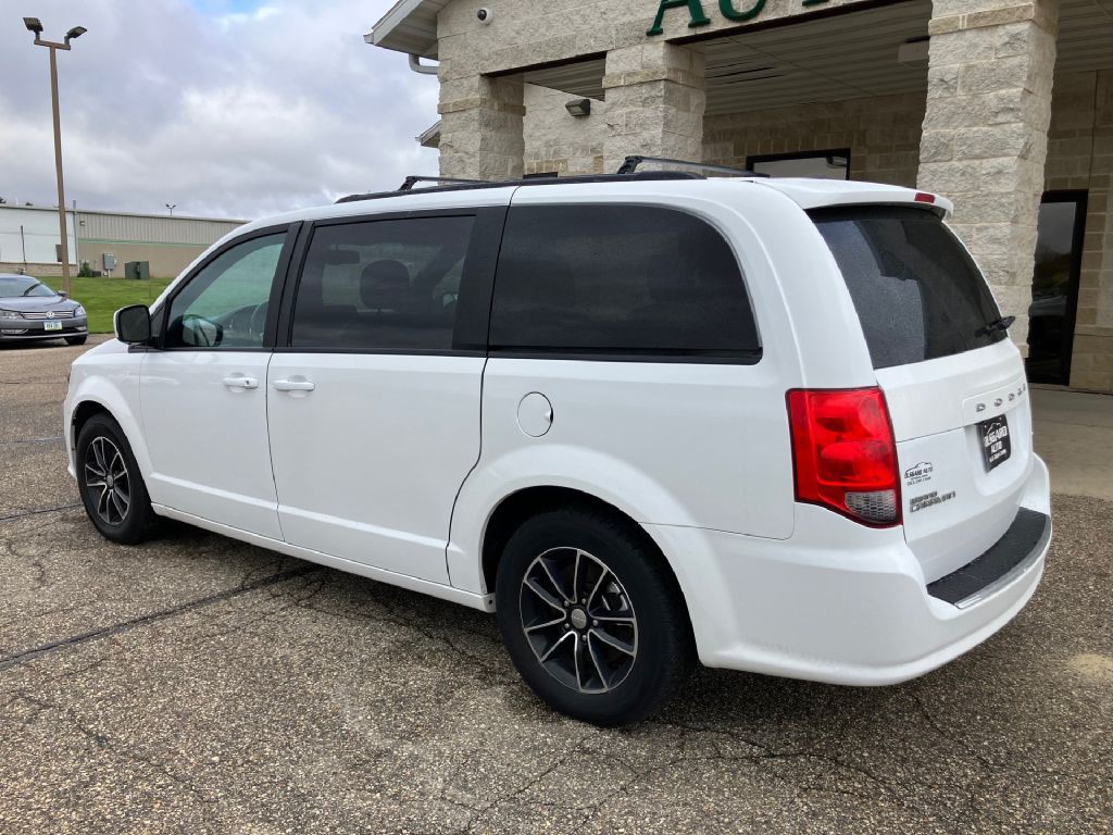2018 Dodge Grand Caravan Image 4
