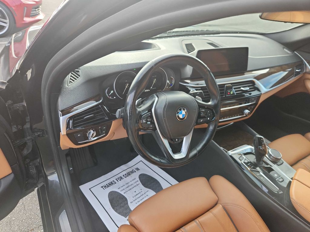 2018 BMW 5 Series Image 10
