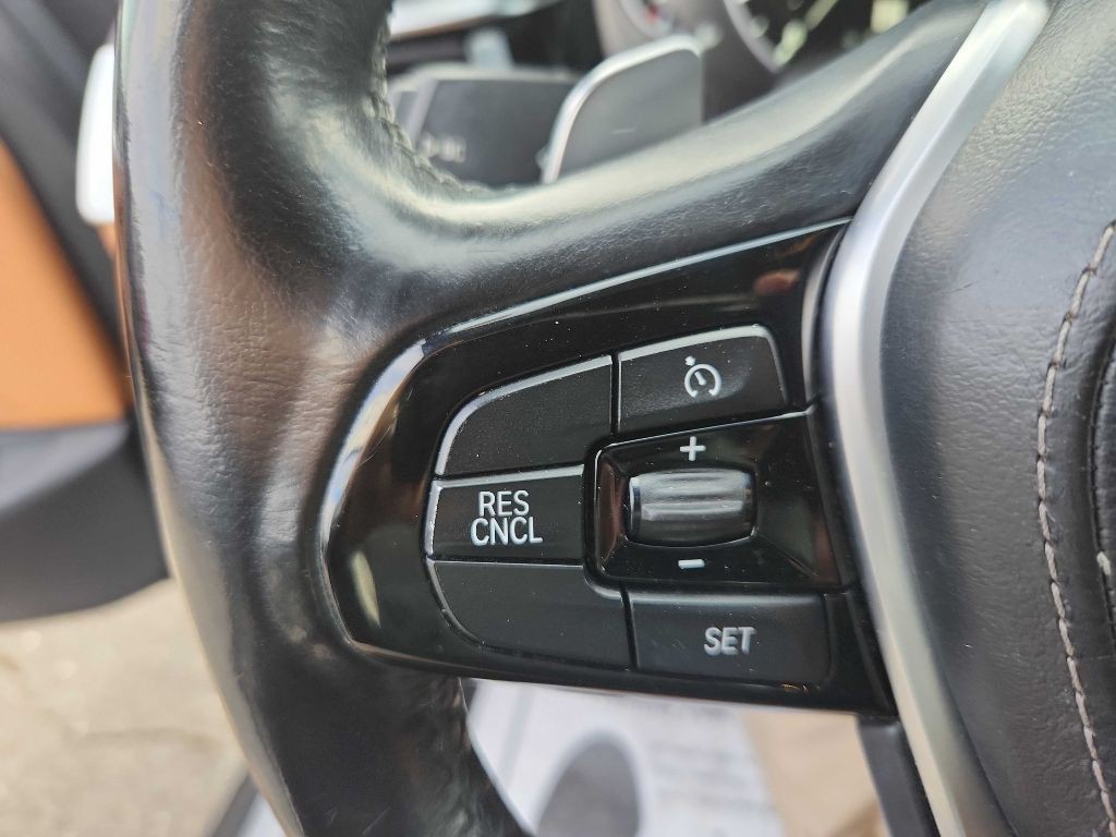 2018 BMW 5 Series Image 14