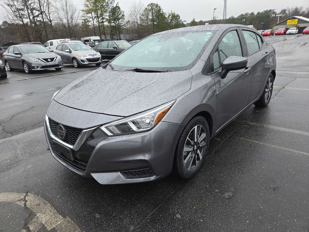 2021 Nissan Versa Image 2