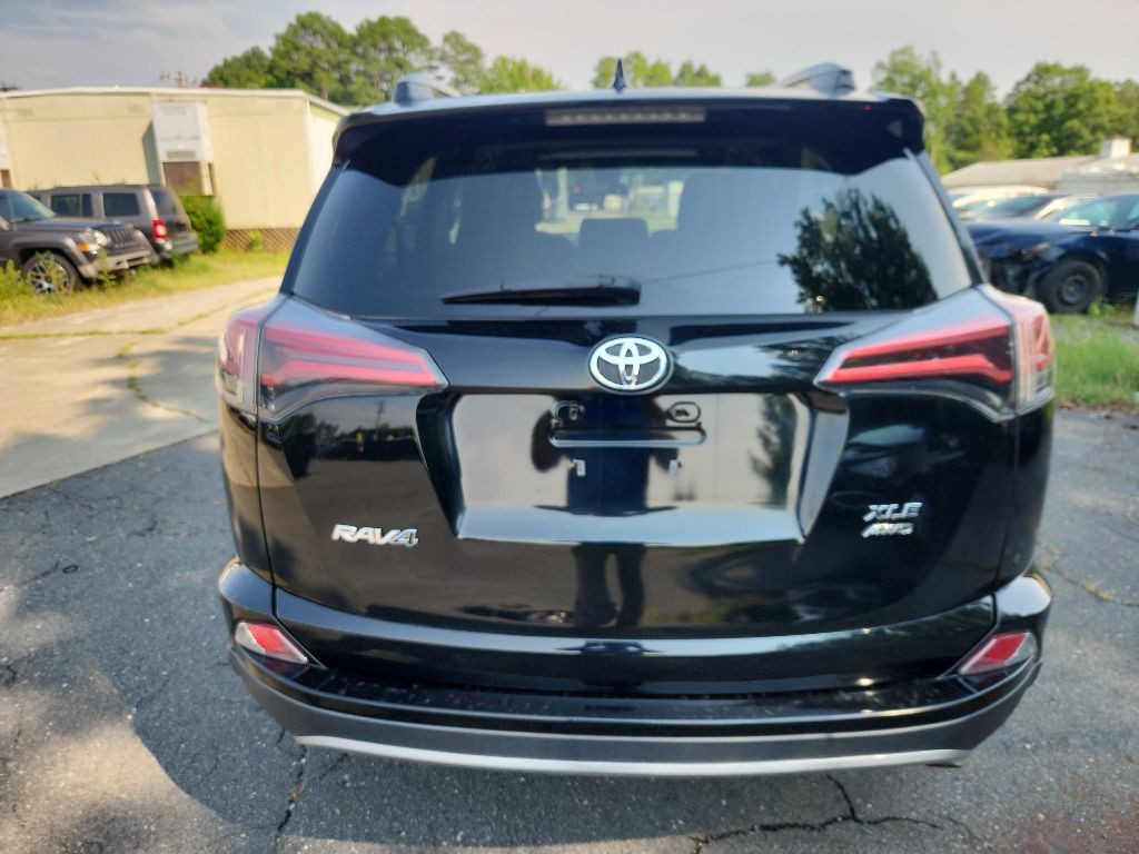 2018 Toyota Rav4 Image 6