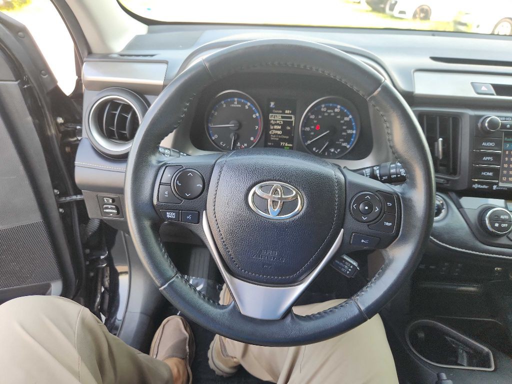 2018 Toyota Rav4 Image 16