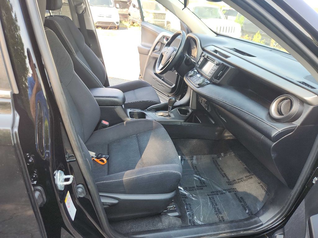 2018 Toyota Rav4 Image 20