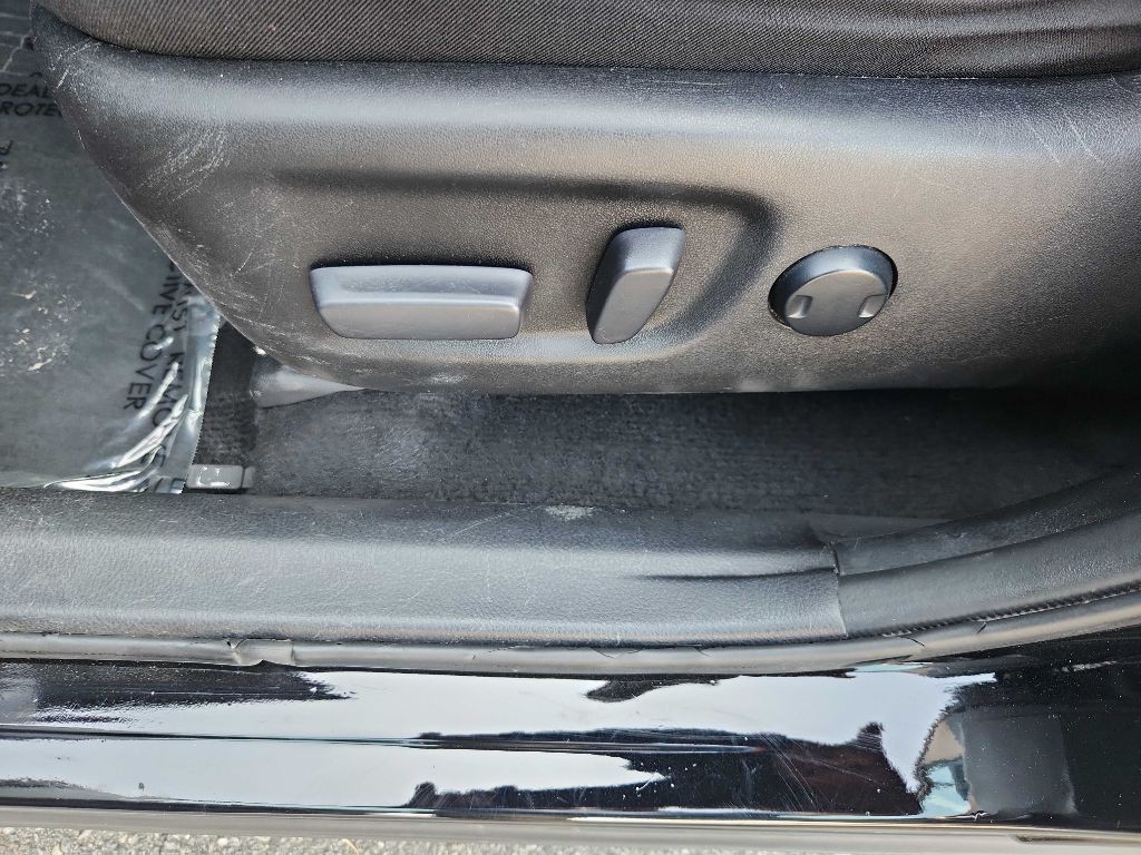 2018 Toyota Rav4 Image 32