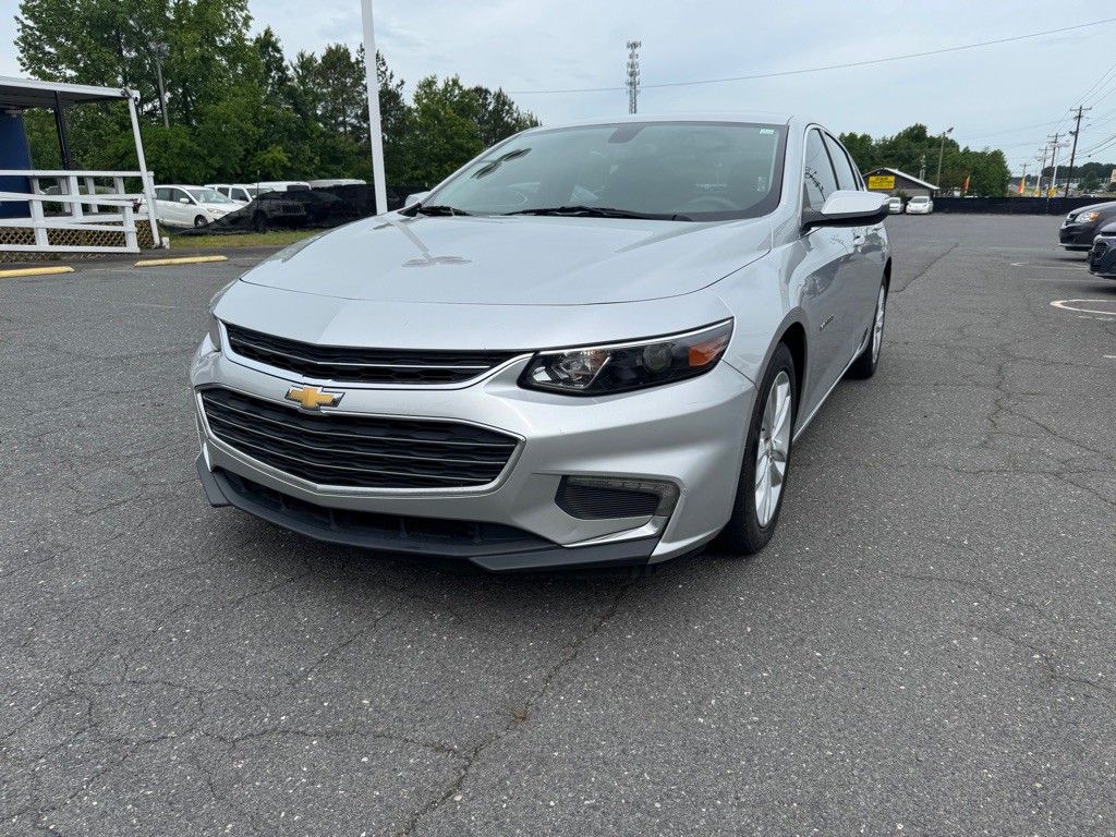 2018 Chevrolet Malibu Image 3