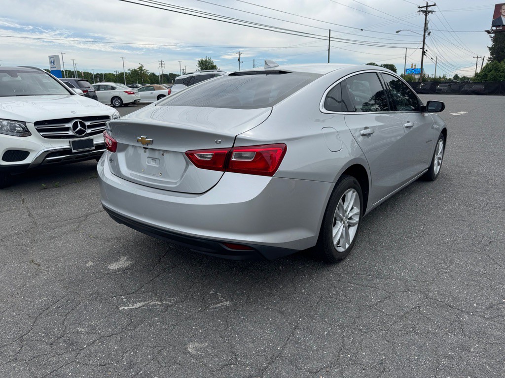 2018 Chevrolet Malibu Image 6