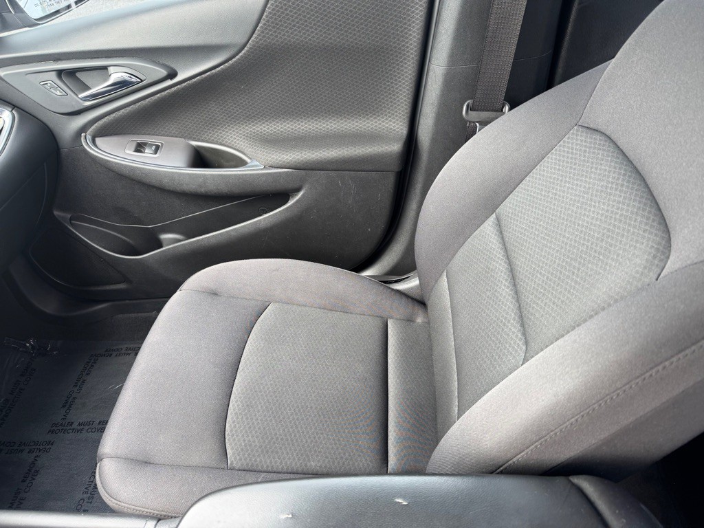 2018 Chevrolet Malibu Image 12