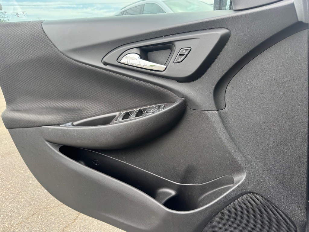 2018 Chevrolet Malibu Image 18