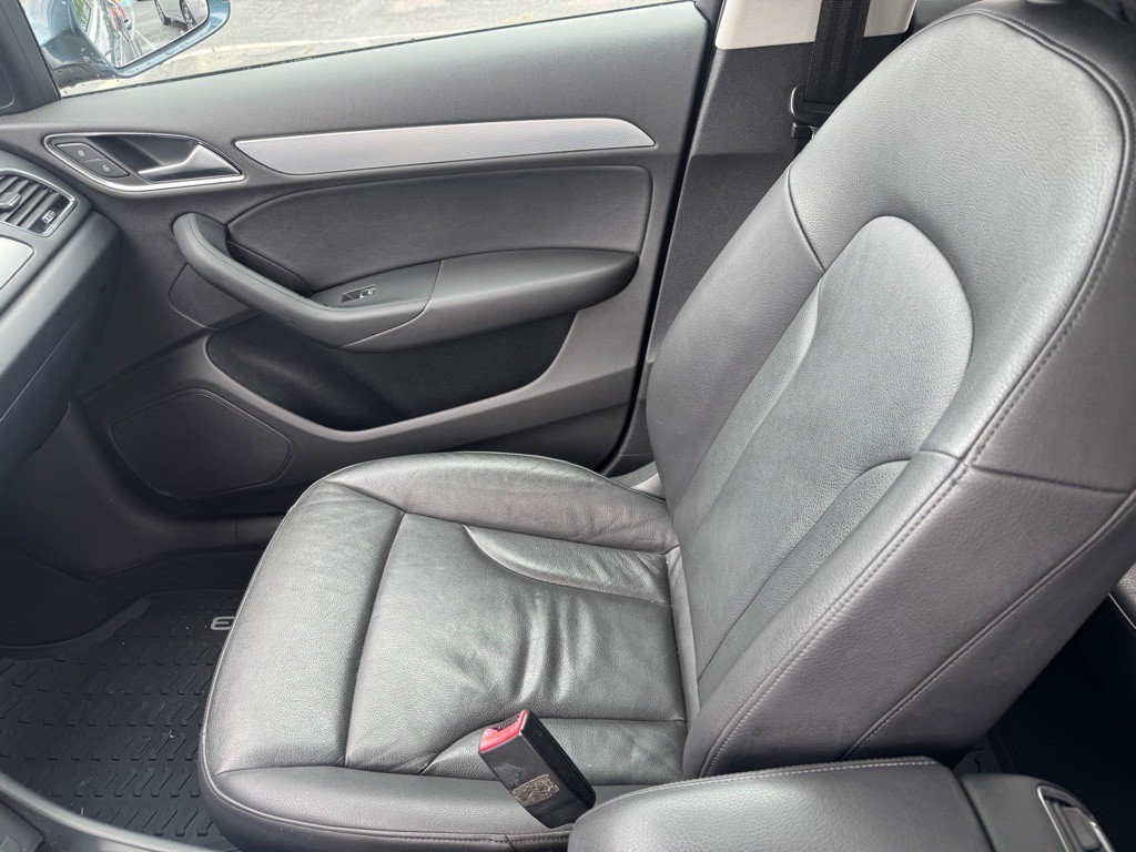 2016 Audi Q3 Image 10