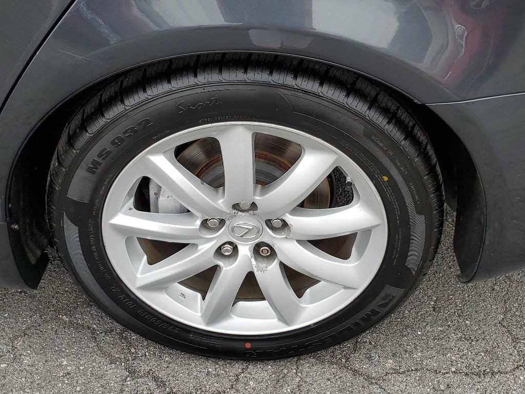 2008 Lexus LS Image 9