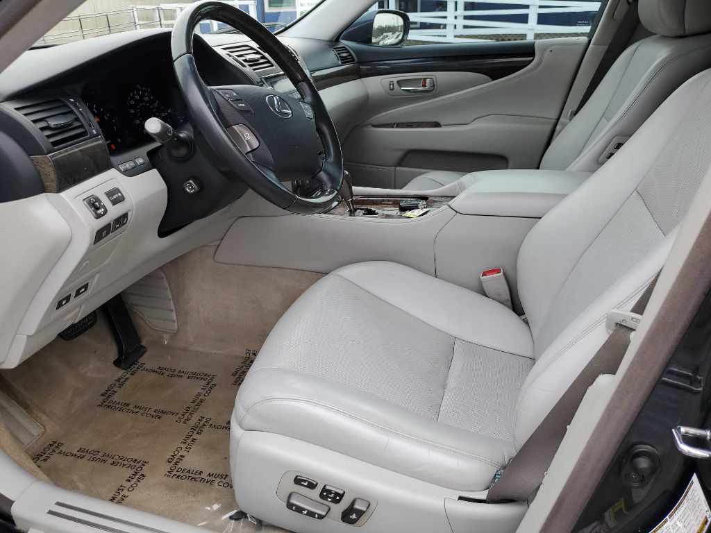 2008 Lexus LS Image 12