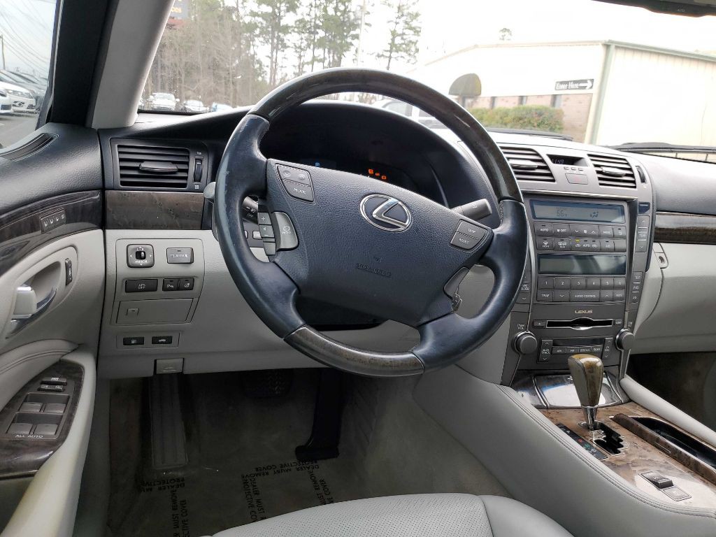 2008 Lexus LS Image 17