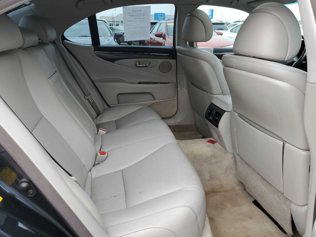2008 Lexus LS Image 21